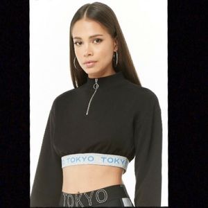 Forever 21 black Tokyo crop top